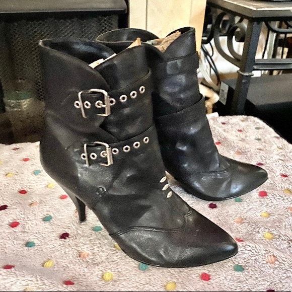 Video Shoes - VIDEO BUCKLE BOOTS SZ 8 HOT PUNK 4” HEEL HARDCORE